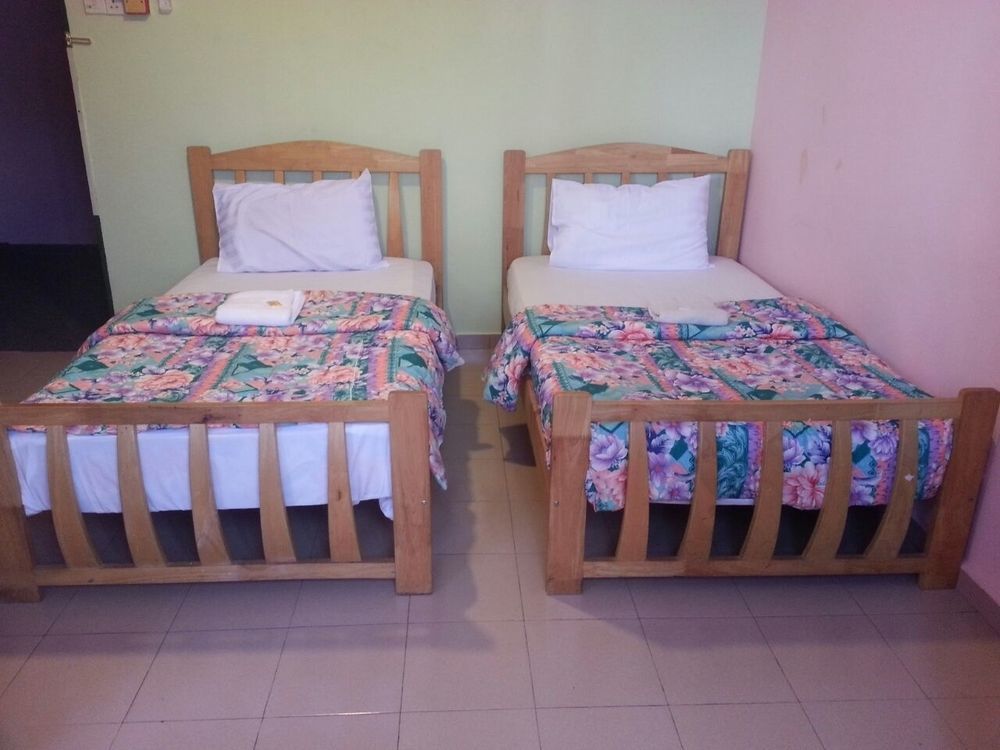 Oyo 89584 Hotel Sahara Kuala Kubu Bharu Exteriör bild