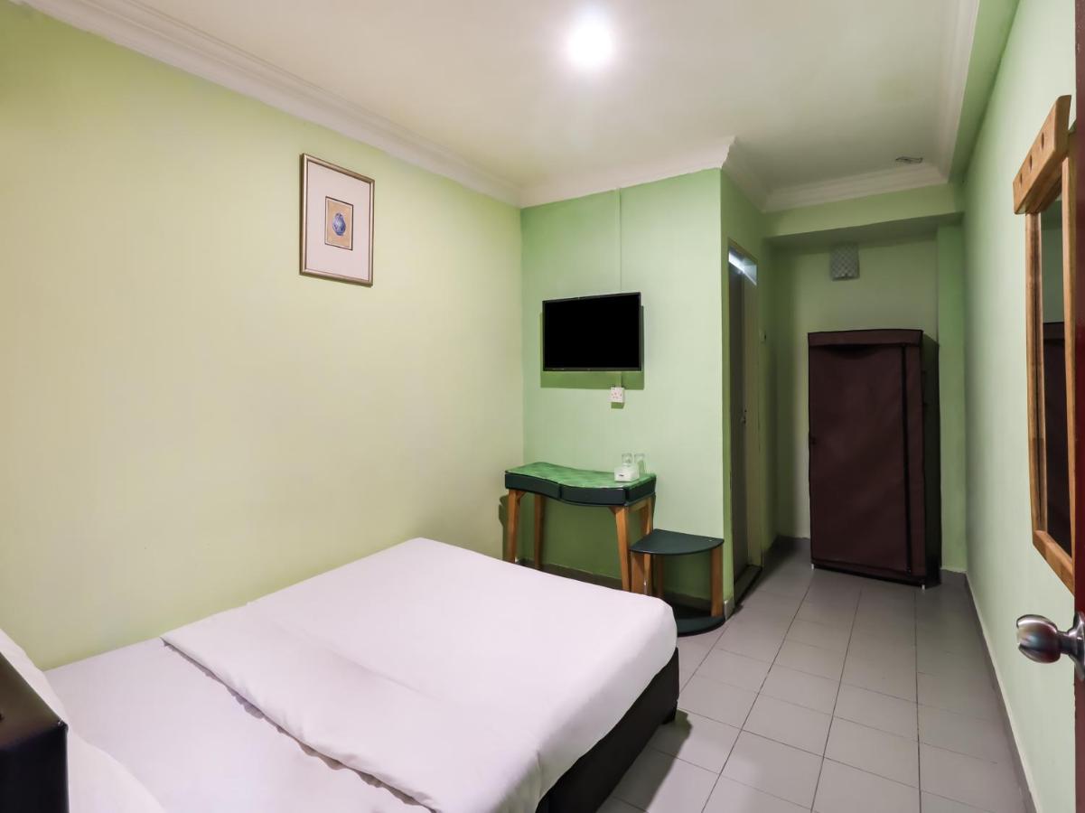 Oyo 89584 Hotel Sahara Kuala Kubu Bharu Exteriör bild
