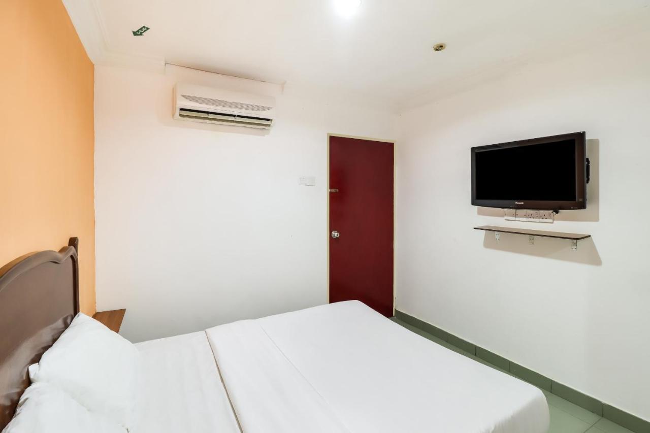 Oyo 89584 Hotel Sahara Kuala Kubu Bharu Exteriör bild